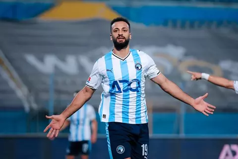 بدلًا من محمد شريف.. مروان حمدي يقود هجوم مصر ضد الإمارات بعد قليل